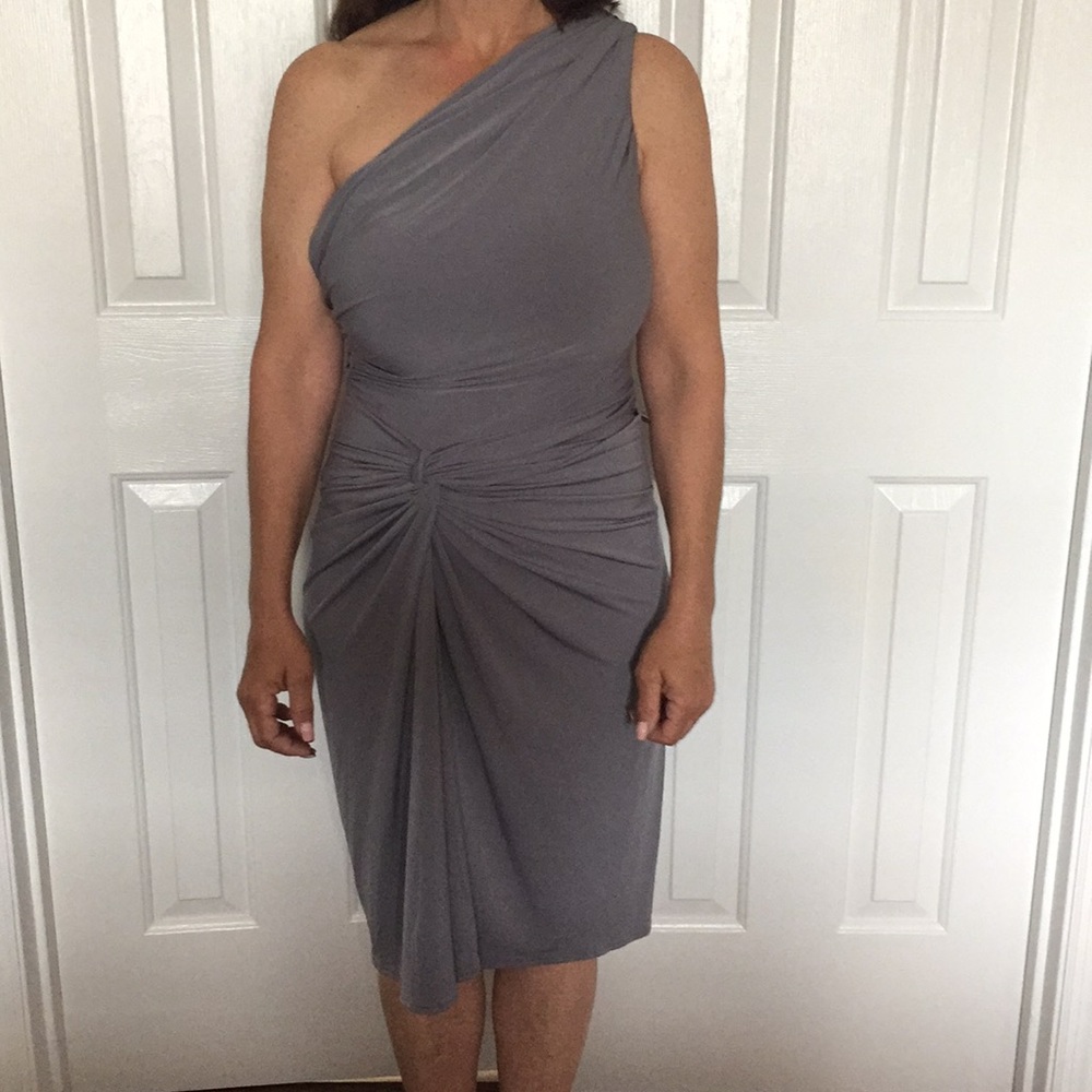 Dress - Picture 2 of 5